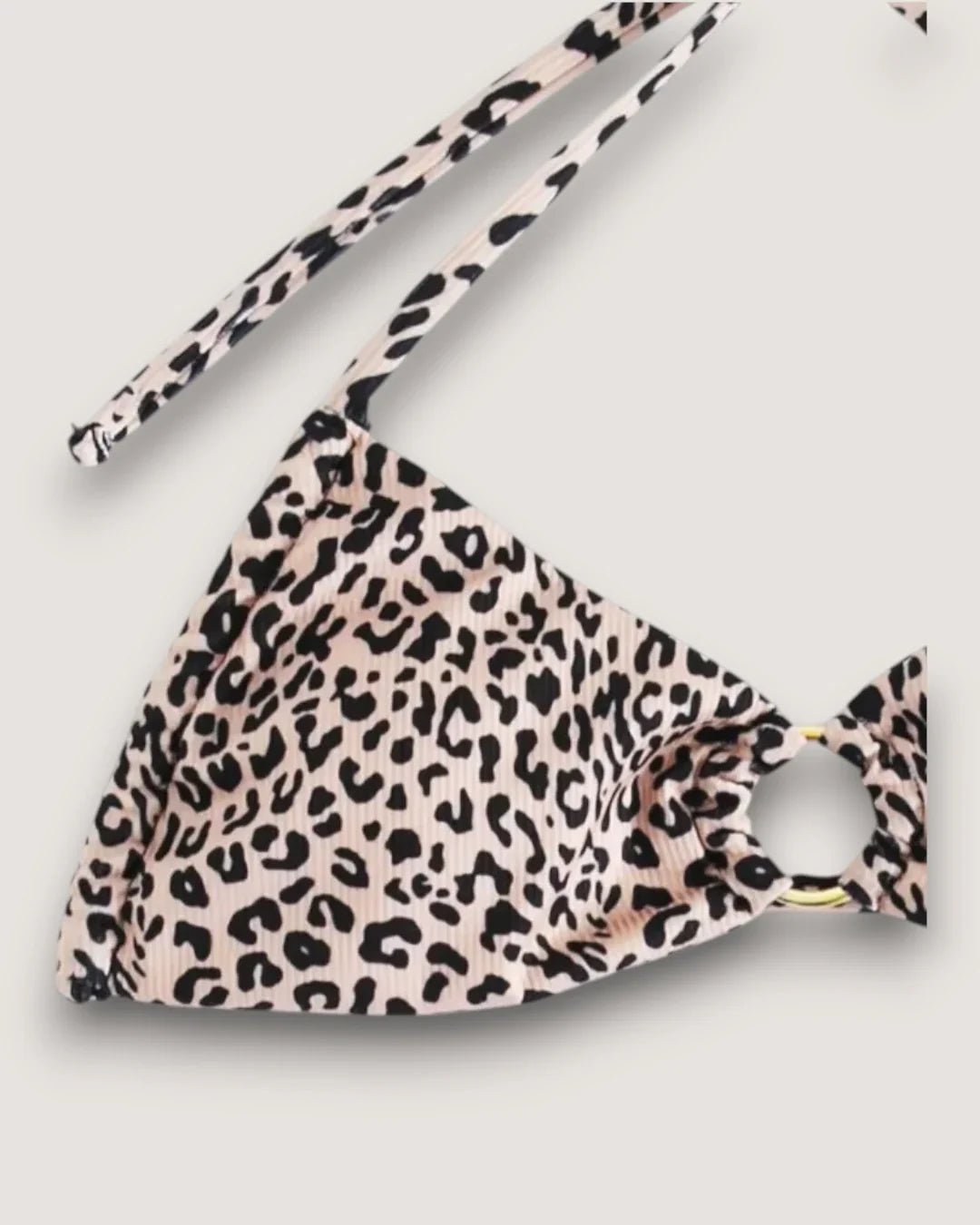 Ring-Linked Halter 3-Piece Bikini - Voldina