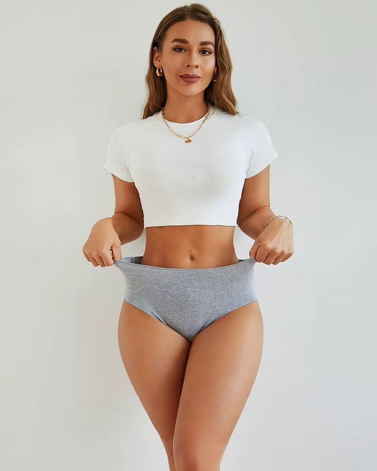 4-Pack: Seamless Mid-Rise Cotton Briefs - Voldina
